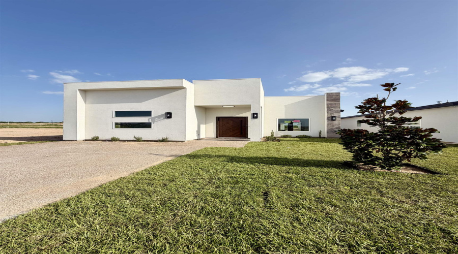 1613 Secretaria Ln., Laredo, Texas 78046, 3 Bedrooms Bedrooms, 5 Rooms Rooms,2 BathroomsBathrooms,Residential,For Sale,1613 Secretaria Ln.,20263062