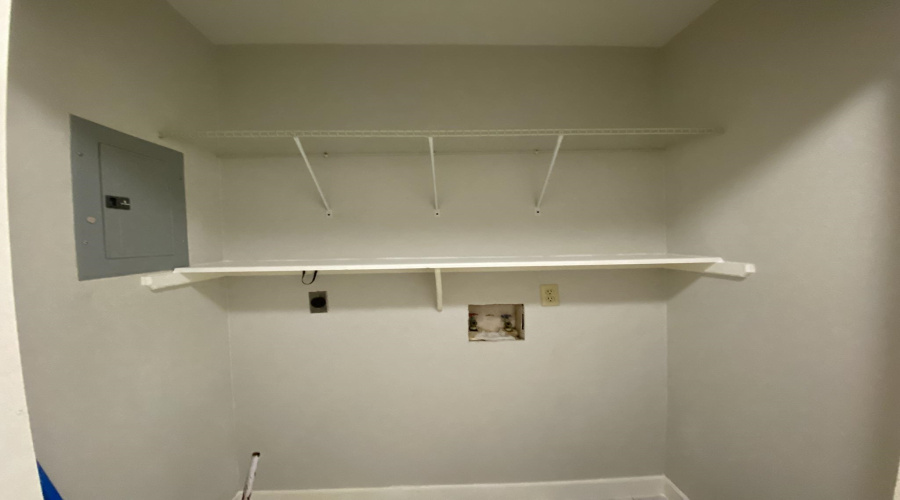 8911 McPherson Rd, LAREDO, Texas 78045, 3 Bedrooms Bedrooms, 4 Rooms Rooms,3 BathroomsBathrooms,Residential,For Sale,8911 McPherson Rd,20263064