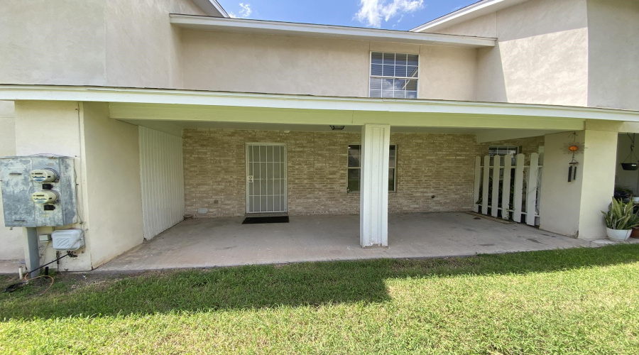 8911 McPherson Rd, LAREDO, Texas 78045, 3 Bedrooms Bedrooms, 4 Rooms Rooms,3 BathroomsBathrooms,Residential,For Sale,8911 McPherson Rd,20263064