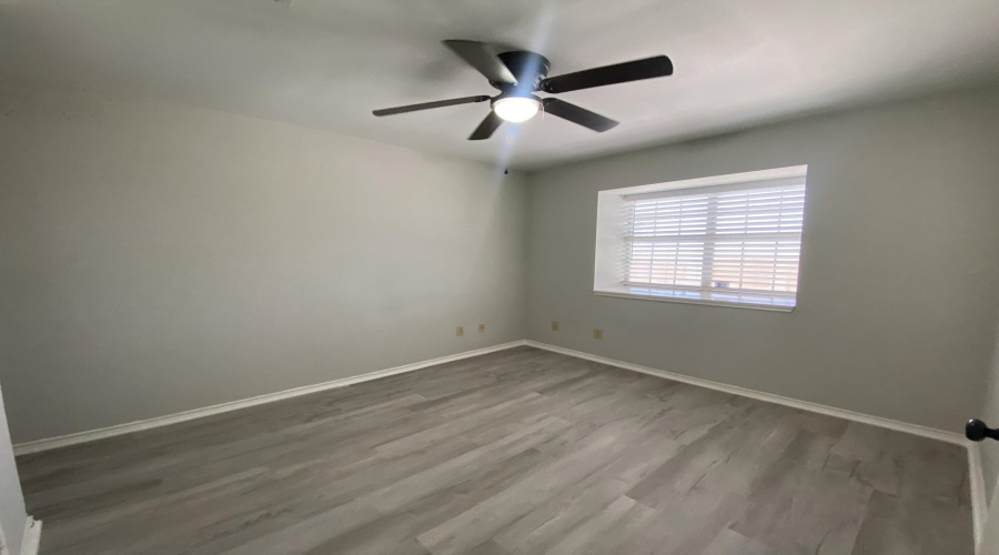 8911 McPherson Rd, LAREDO, Texas 78045, 3 Bedrooms Bedrooms, 4 Rooms Rooms,3 BathroomsBathrooms,Residential,For Sale,8911 McPherson Rd,20263064