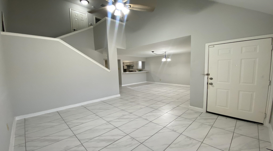 8911 McPherson Rd, LAREDO, Texas 78045, 3 Bedrooms Bedrooms, 4 Rooms Rooms,3 BathroomsBathrooms,Residential,For Sale,8911 McPherson Rd,20263064