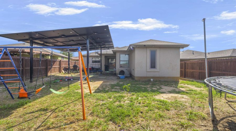 3605 Unknown Hero Dr, Laredo, Texas 78046, 3 Bedrooms Bedrooms, 5 Rooms Rooms,2 BathroomsBathrooms,Residential,For Sale,3605 Unknown Hero Dr,20263065