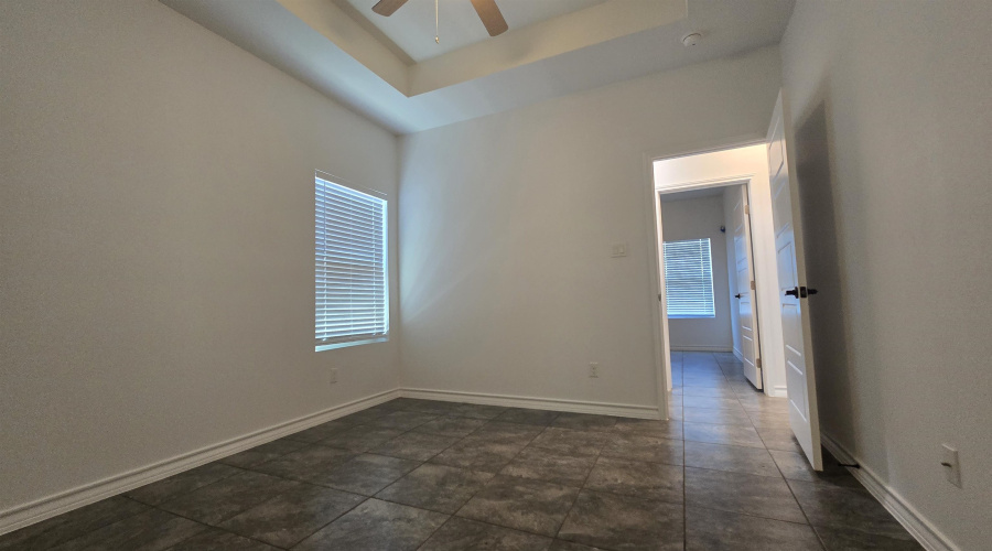 5545 Portugal Lp, Laredo, Texas 78046, 3 Bedrooms Bedrooms, 6 Rooms Rooms,2 BathroomsBathrooms,Residential,For Sale,5545 Portugal Lp,20263066
