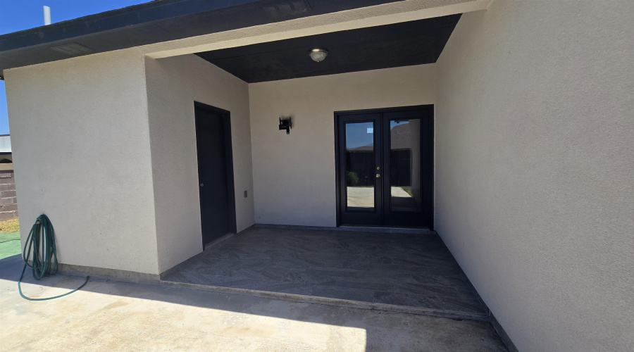 5545 Portugal Lp, Laredo, Texas 78046, 3 Bedrooms Bedrooms, 6 Rooms Rooms,2 BathroomsBathrooms,Residential,For Sale,5545 Portugal Lp,20263066