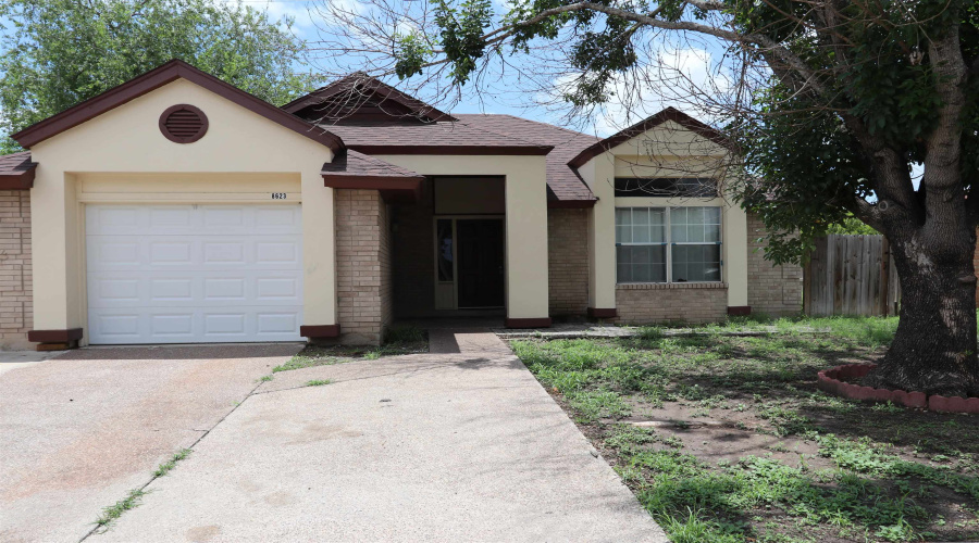 8623 Oakridge Lp, Laredo, Texas 78045, 3 Bedrooms Bedrooms, 5 Rooms Rooms,2 BathroomsBathrooms,Residential,For Rent,8623 Oakridge Lp,20263067