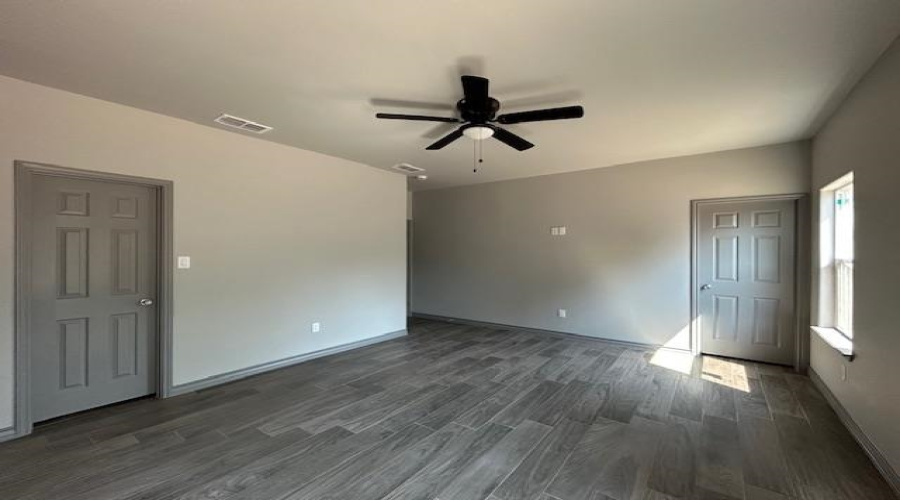 407 Potranca Ct, Laredo, Texas 78045, 3 Bedrooms Bedrooms, 5 Rooms Rooms,2 BathroomsBathrooms,Residential,For Rent,407 Potranca Ct,20263068