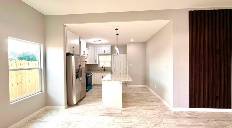 128 Lusitano Dr., Laredo, Texas 78046-7804, 3 Bedrooms Bedrooms, 4 Rooms Rooms,2 BathroomsBathrooms,Residential,For Sale,128 Lusitano Dr.,20263070