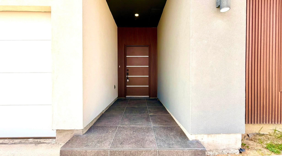 128 Lusitano Dr., Laredo, Texas 78046-7804, 3 Bedrooms Bedrooms, 4 Rooms Rooms,2 BathroomsBathrooms,Residential,For Sale,128 Lusitano Dr.,20263070