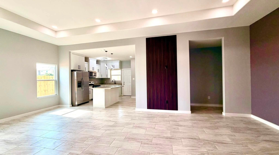 128 Lusitano Dr., Laredo, Texas 78046-7804, 3 Bedrooms Bedrooms, 4 Rooms Rooms,2 BathroomsBathrooms,Residential,For Sale,128 Lusitano Dr.,20263070