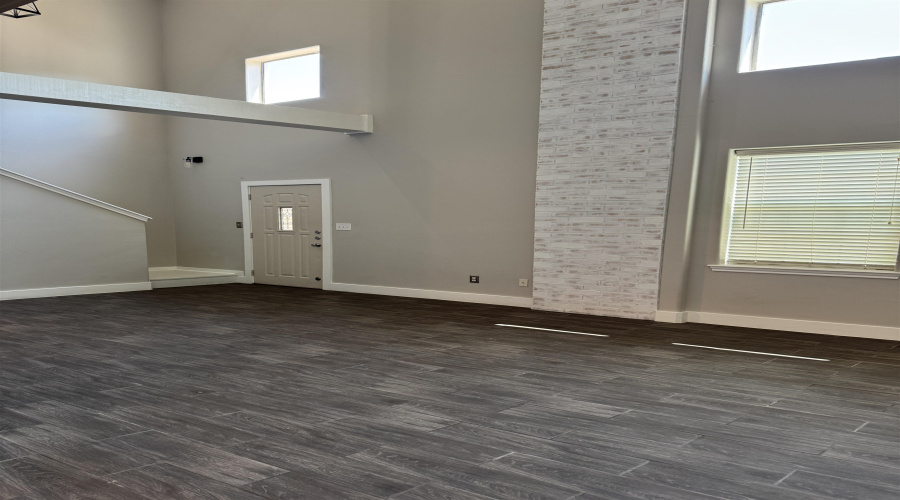 2445 Monarch Dr, Laredo, Texas 78045, 2 Bedrooms Bedrooms, 5 Rooms Rooms,1 BathroomBathrooms,Residential,For Rent,2445 Monarch Dr,20263072