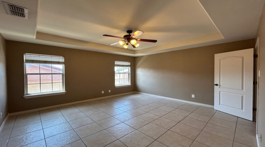 9804 Cantera Ct, Laredo, Texas 78045, 3 Bedrooms Bedrooms, 6 Rooms Rooms,2 BathroomsBathrooms,Residential,For Rent,9804 Cantera Ct,20263075