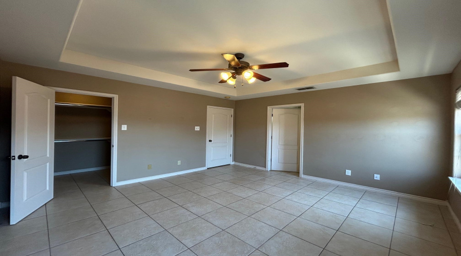 9804 Cantera Ct, Laredo, Texas 78045, 3 Bedrooms Bedrooms, 6 Rooms Rooms,2 BathroomsBathrooms,Residential,For Rent,9804 Cantera Ct,20263075