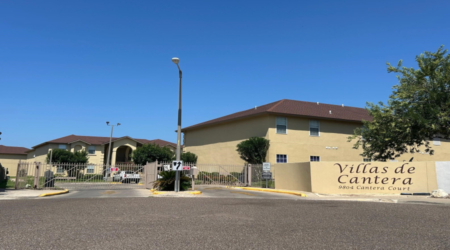 9804 Cantera Ct, Laredo, Texas 78045, 3 Bedrooms Bedrooms, 6 Rooms Rooms,2 BathroomsBathrooms,Residential,For Rent,9804 Cantera Ct,20263075