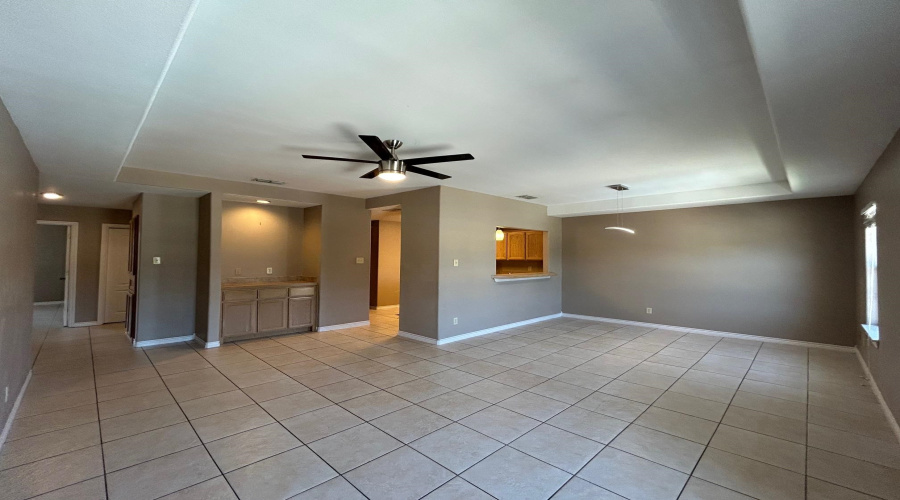 9804 Cantera Ct, Laredo, Texas 78045, 3 Bedrooms Bedrooms, 6 Rooms Rooms,2 BathroomsBathrooms,Residential,For Rent,9804 Cantera Ct,20263075