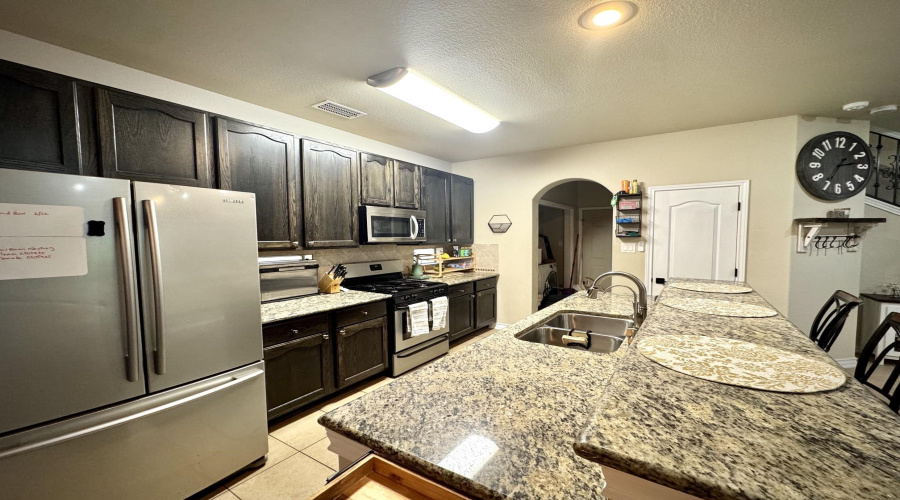 9813 Sandhill Dr, Laredo, Texas 78045, 3 Bedrooms Bedrooms, 3 Rooms Rooms,2 BathroomsBathrooms,Residential,For Sale,9813 Sandhill Dr,20263078