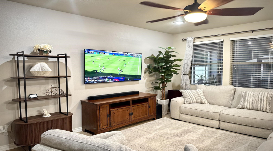 9813 Sandhill Dr, Laredo, Texas 78045, 3 Bedrooms Bedrooms, 3 Rooms Rooms,2 BathroomsBathrooms,Residential,For Sale,9813 Sandhill Dr,20263078