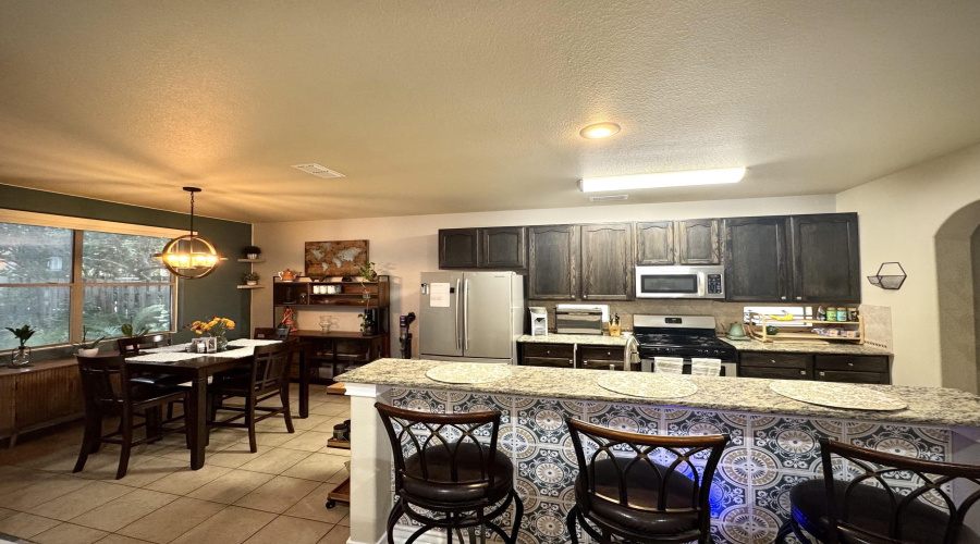9813 Sandhill Dr, Laredo, Texas 78045, 3 Bedrooms Bedrooms, 3 Rooms Rooms,2 BathroomsBathrooms,Residential,For Sale,9813 Sandhill Dr,20263078