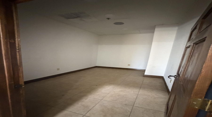 6262 McPherson Rd, Laredo, Texas 78045, 1 Room Rooms,1 BathroomBathrooms,Commercial retail/office,For Rent,6262 McPherson Rd,20263089