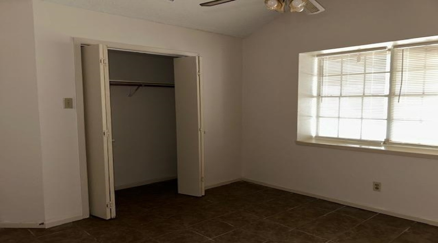 115 Allen Dr, Laredo, Texas 78045, 3 Bedrooms Bedrooms, 5 Rooms Rooms,1 BathroomBathrooms,Residential,For Rent,115 Allen Dr,20263081