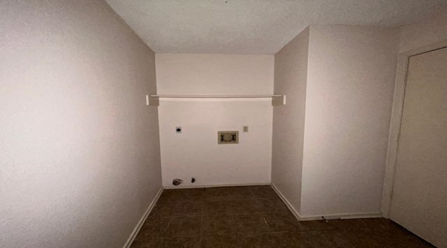 115 Allen Dr, Laredo, Texas 78045, 3 Bedrooms Bedrooms, 5 Rooms Rooms,1 BathroomBathrooms,Residential,For Rent,115 Allen Dr,20263081