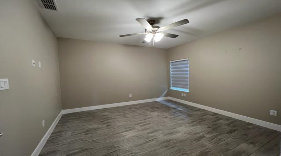 7430 Harper Lee, Laredo, Texas 78041, 4 Bedrooms Bedrooms, 6 Rooms Rooms,3 BathroomsBathrooms,Residential,For Rent,7430 Harper Lee,20263083