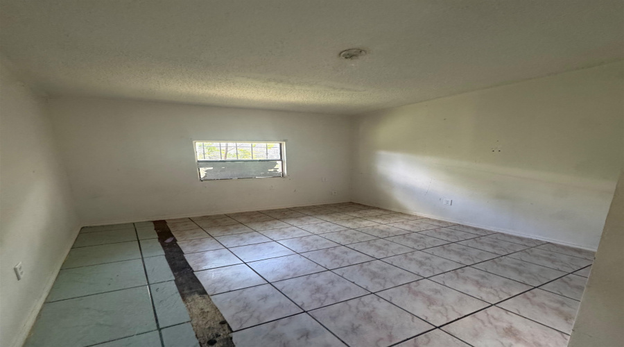 4622 Arzube Ln, LAREDO, Texas 78046, 4 Bedrooms Bedrooms, 6 Rooms Rooms,3 BathroomsBathrooms,Residential,For Sale,4622 Arzube Ln,20263085
