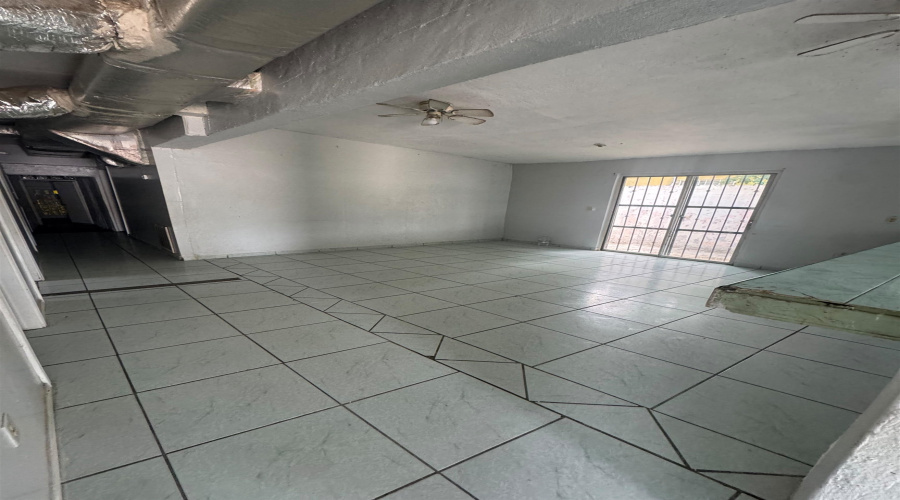 4622 Arzube Ln, LAREDO, Texas 78046, 4 Bedrooms Bedrooms, 6 Rooms Rooms,3 BathroomsBathrooms,Residential,For Sale,4622 Arzube Ln,20263085
