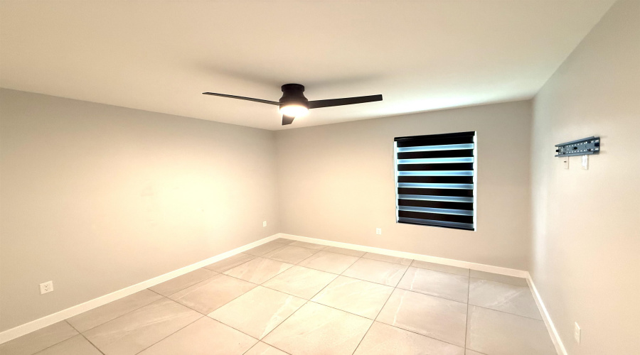 1604 Latigo Loop, Laredo, Texas 78046-0000, 4 Bedrooms Bedrooms, 7 Rooms Rooms,2 BathroomsBathrooms,Residential,For Sale,1604 Latigo Loop,20263087