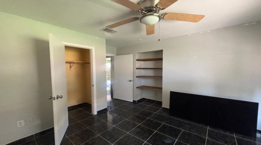 1415 Quail Creek Rd, Laredo, Texas 78045, 2 Bedrooms Bedrooms, 3 Rooms Rooms,1 BathroomBathrooms,Residential,For Rent,1415 Quail Creek Rd,20263091