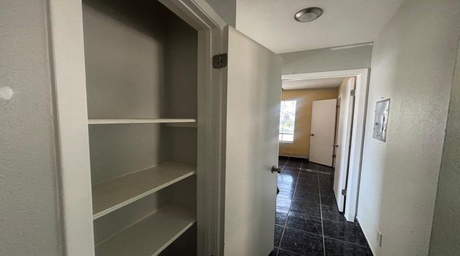 1415 Quail Creek Rd, Laredo, Texas 78045, 2 Bedrooms Bedrooms, 3 Rooms Rooms,1 BathroomBathrooms,Residential,For Rent,1415 Quail Creek Rd,20263091