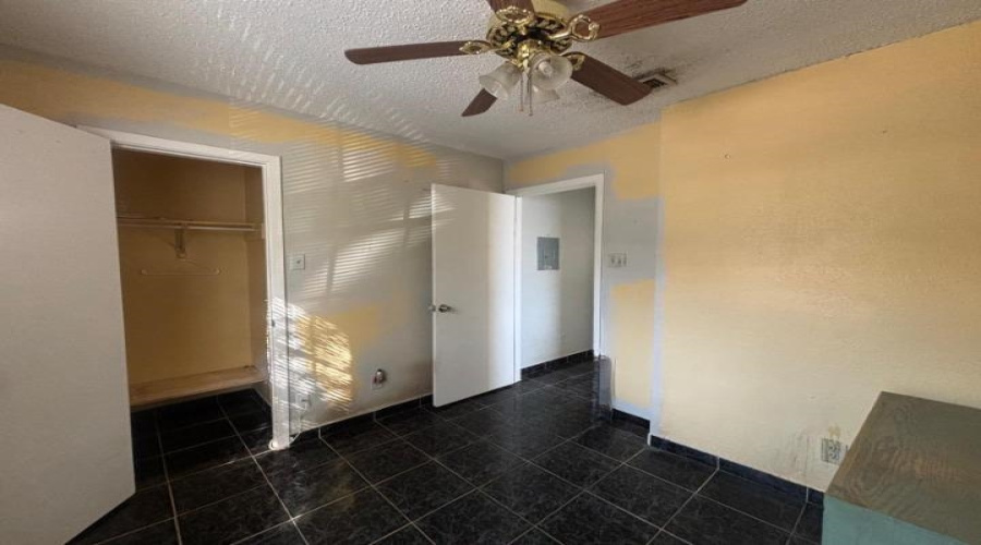1415 Quail Creek Rd, Laredo, Texas 78045, 2 Bedrooms Bedrooms, 3 Rooms Rooms,1 BathroomBathrooms,Residential,For Rent,1415 Quail Creek Rd,20263091