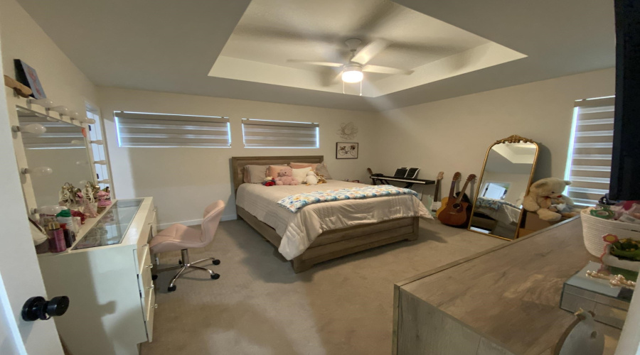 1232 Sambar Lp, LAREDO, Texas 78045, 4 Bedrooms Bedrooms, 6 Rooms Rooms,4 BathroomsBathrooms,Residential,For Sale,1232 Sambar Lp,20263093