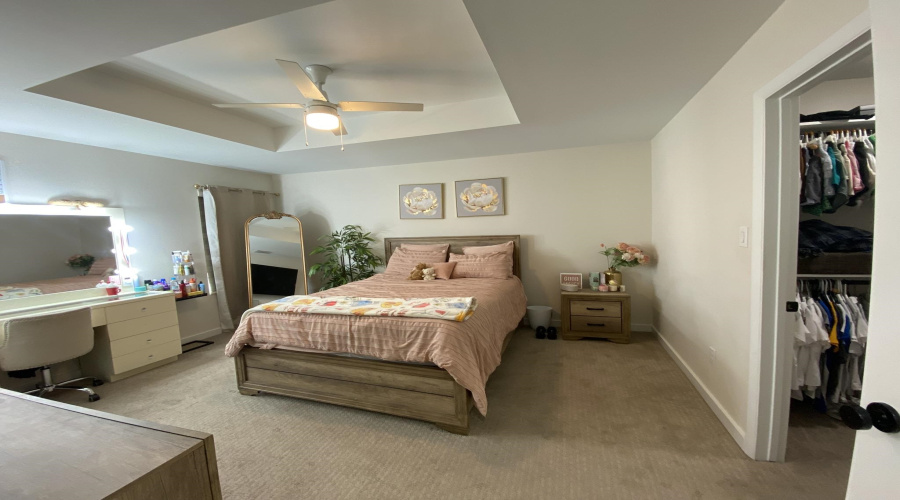 1232 Sambar Lp, LAREDO, Texas 78045, 4 Bedrooms Bedrooms, 6 Rooms Rooms,4 BathroomsBathrooms,Residential,For Sale,1232 Sambar Lp,20263093