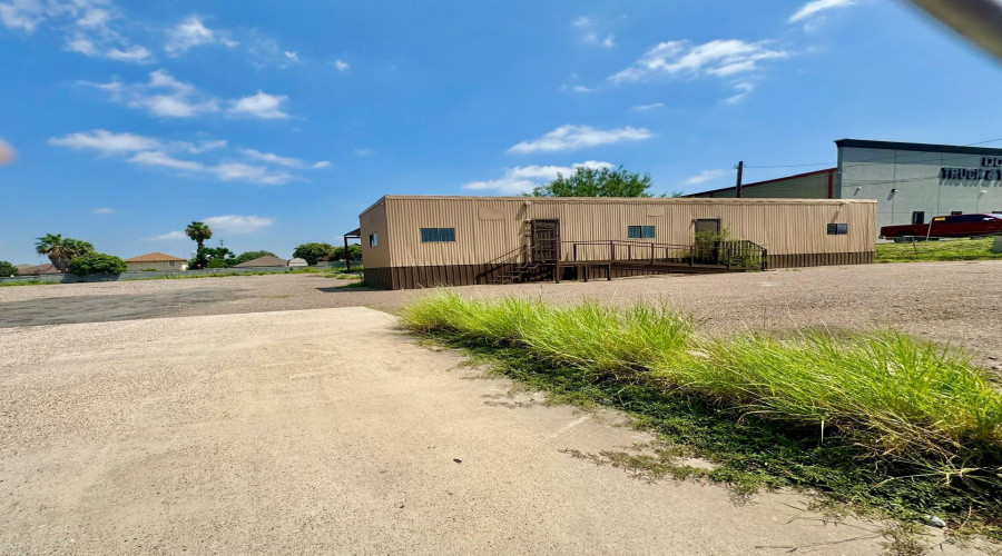 910 Pellegrino Ct, Laredo, Texas 78045, ,Land,For Rent,910 Pellegrino Ct,20263100
