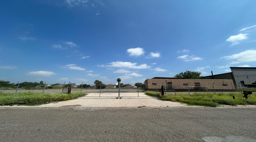 910 Pellegrino Ct, Laredo, Texas 78045, ,Land,For Rent,910 Pellegrino Ct,20263100