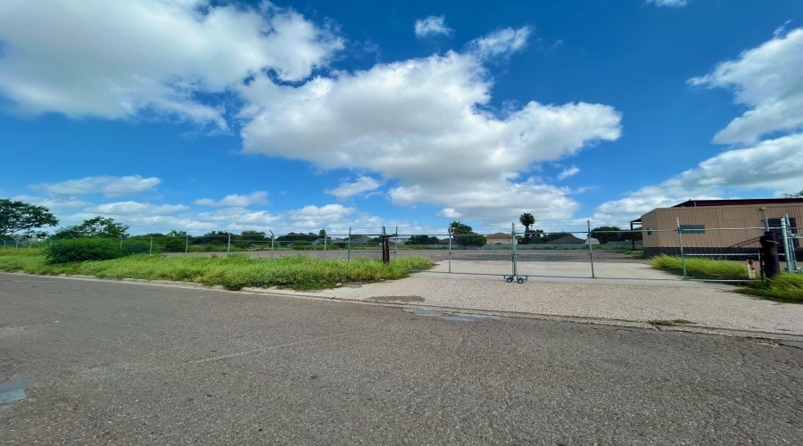 910 Pellegrino Ct, Laredo, Texas 78045, ,Land,For Rent,910 Pellegrino Ct,20263100