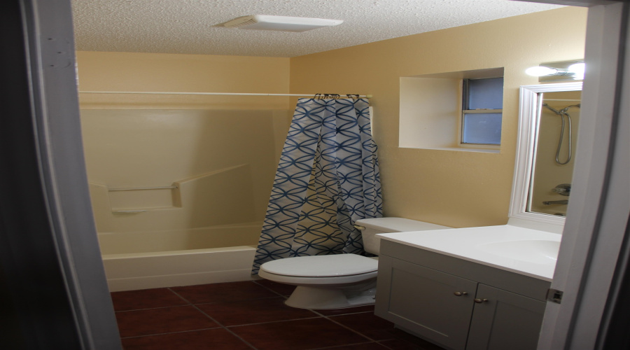 1801 Denmark Ln, Laredo, Texas 78045, 3 Bedrooms Bedrooms, 6 Rooms Rooms,2 BathroomsBathrooms,Residential,For Rent,1801 Denmark Ln,20263096