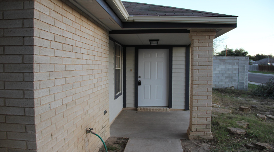 1801 Denmark Ln, Laredo, Texas 78045, 3 Bedrooms Bedrooms, 6 Rooms Rooms,2 BathroomsBathrooms,Residential,For Rent,1801 Denmark Ln,20263096