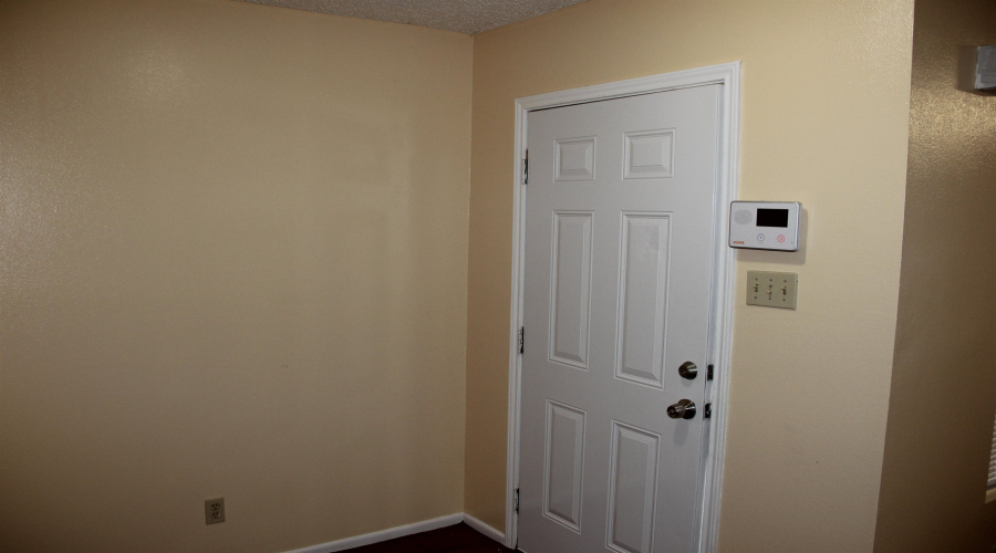 1801 Denmark Ln, Laredo, Texas 78045, 3 Bedrooms Bedrooms, 6 Rooms Rooms,2 BathroomsBathrooms,Residential,For Rent,1801 Denmark Ln,20263096