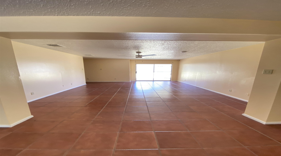 1801 Denmark Ln, Laredo, Texas 78045, 3 Bedrooms Bedrooms, 6 Rooms Rooms,2 BathroomsBathrooms,Residential,For Rent,1801 Denmark Ln,20263096