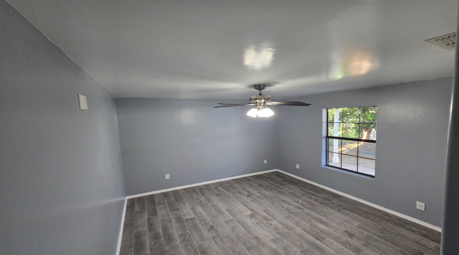 8527 Michigan Ave, Laredo, Texas 78045, 3 Bedrooms Bedrooms, 4 Rooms Rooms,2 BathroomsBathrooms,Residential,For Rent,8527 Michigan Ave,20263097