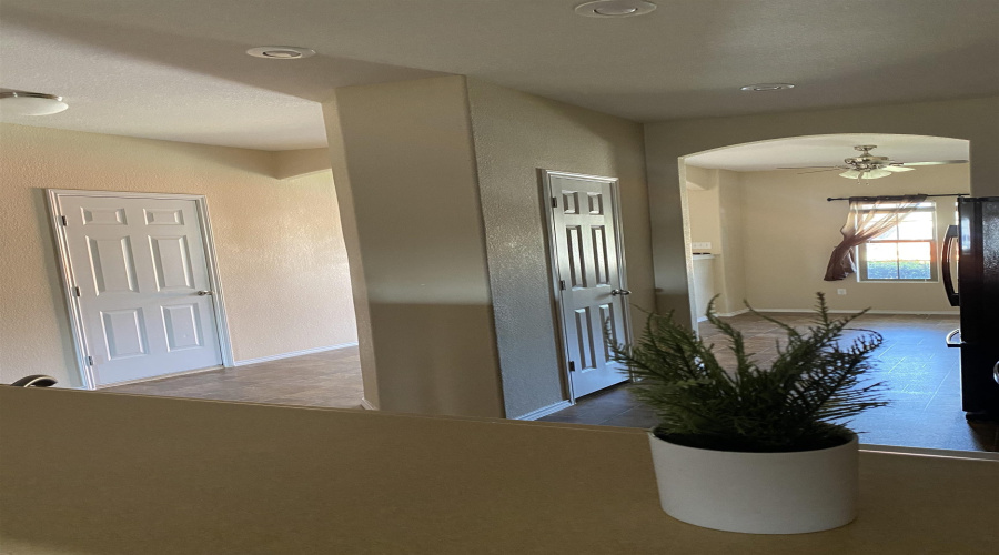 11159 Capistran Lp, Laredo, Texas 78045, 3 Bedrooms Bedrooms, 5 Rooms Rooms,2 BathroomsBathrooms,Residential,For Rent,11159 Capistran Lp,20263101
