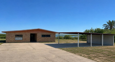 5203 Siesta Ln, Zapata, Texas 78076, 2 Bedrooms Bedrooms, 4 Rooms Rooms,1 BathroomBathrooms,Residential,For Sale,5203 Siesta Ln,20262440 5203 Siesta Ln, Zapata, Texas 78076, 2 Bedrooms Bedrooms, 4 Rooms Rooms,1 BathroomBathrooms,Residential,For Sale,5203 Siesta Ln,20262440
