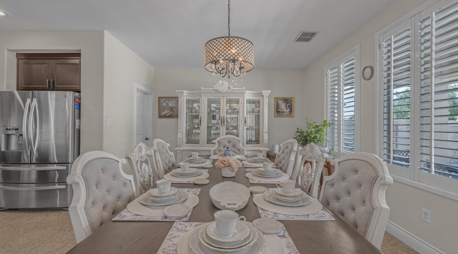 7313 Thomas Harris Dr, LAREDO, Texas 78041, 4 Bedrooms Bedrooms, 7 Rooms Rooms,3 BathroomsBathrooms,Residential,For Sale,7313 Thomas Harris Dr,20263102