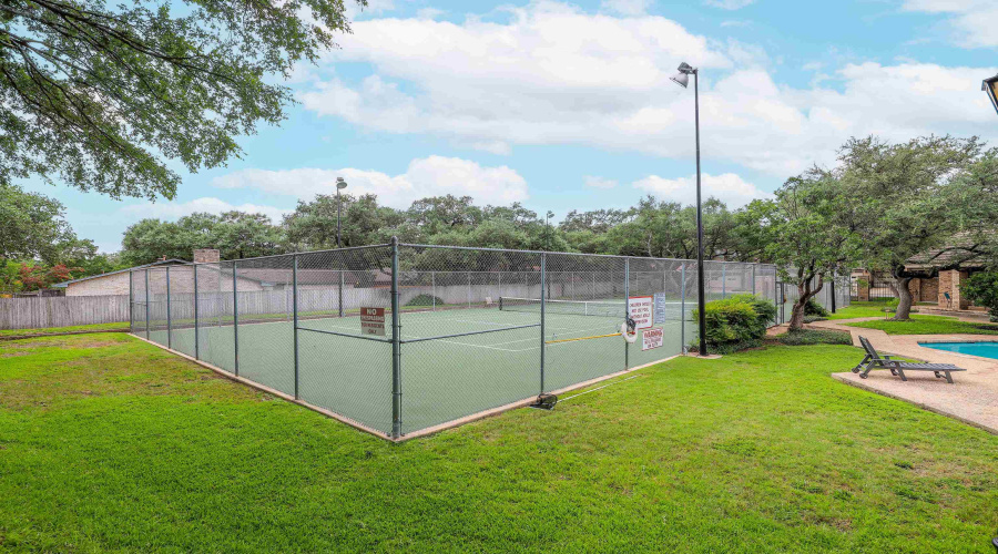 4509 Smokey Wood Ln., San Antonio, Texas 78249, 3 Bedrooms Bedrooms, 6 Rooms Rooms,2 BathroomsBathrooms,Residential,For Sale,4509 Smokey Wood Ln.,20263103