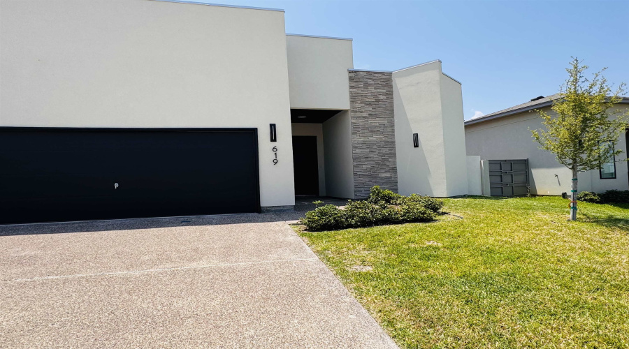 619 Journey Loop, Laredo, Texas 78045, 4 Bedrooms Bedrooms, 6 Rooms Rooms,3 BathroomsBathrooms,Residential,For Rent,619 Journey Loop,20263104