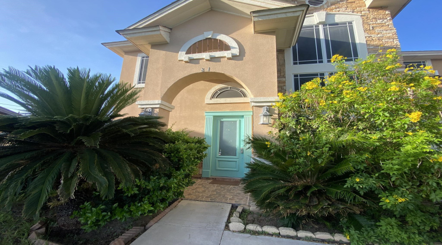8719 Picard Dr., LAREDO, Texas 78045, 4 Bedrooms Bedrooms, 6 Rooms Rooms,2 BathroomsBathrooms,Residential,For Sale,8719 Picard Dr.,20263107