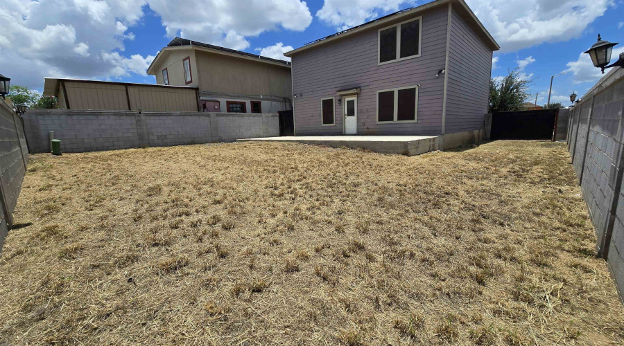 4301 Caroline St, Laredo, Texas 78046, 4 Bedrooms Bedrooms, 6 Rooms Rooms,2 BathroomsBathrooms,Residential,For Sale,4301 Caroline St,20263108