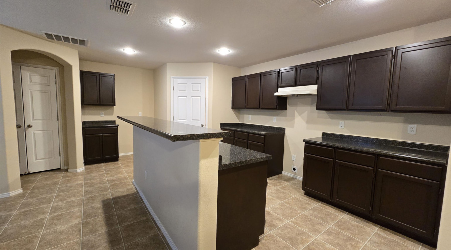 4301 Caroline St, Laredo, Texas 78046, 4 Bedrooms Bedrooms, 6 Rooms Rooms,2 BathroomsBathrooms,Residential,For Sale,4301 Caroline St,20263108