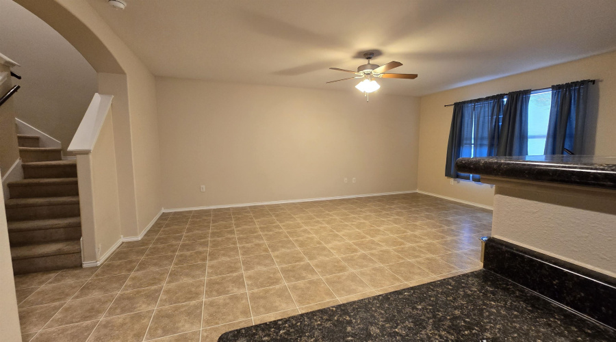 4301 Caroline St, Laredo, Texas 78046, 4 Bedrooms Bedrooms, 6 Rooms Rooms,2 BathroomsBathrooms,Residential,For Sale,4301 Caroline St,20263108